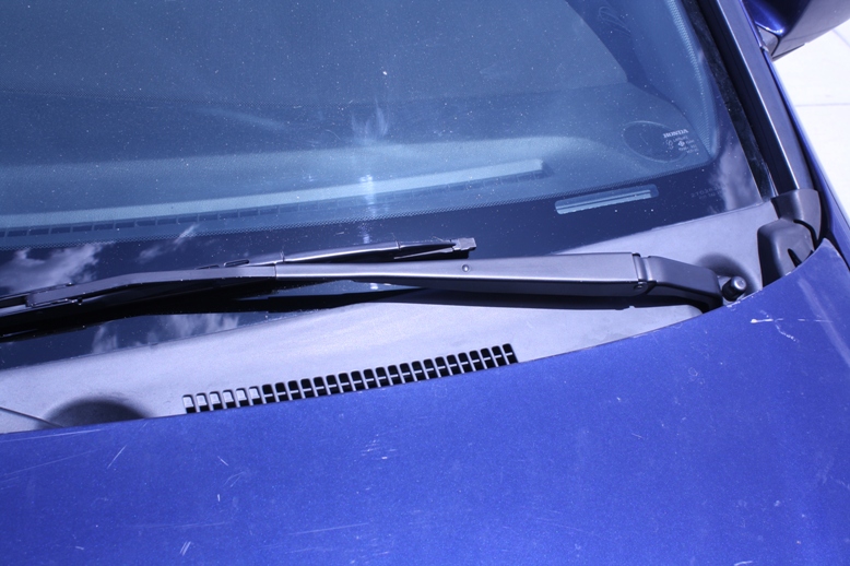 Honda Left Hand Wiper Arm